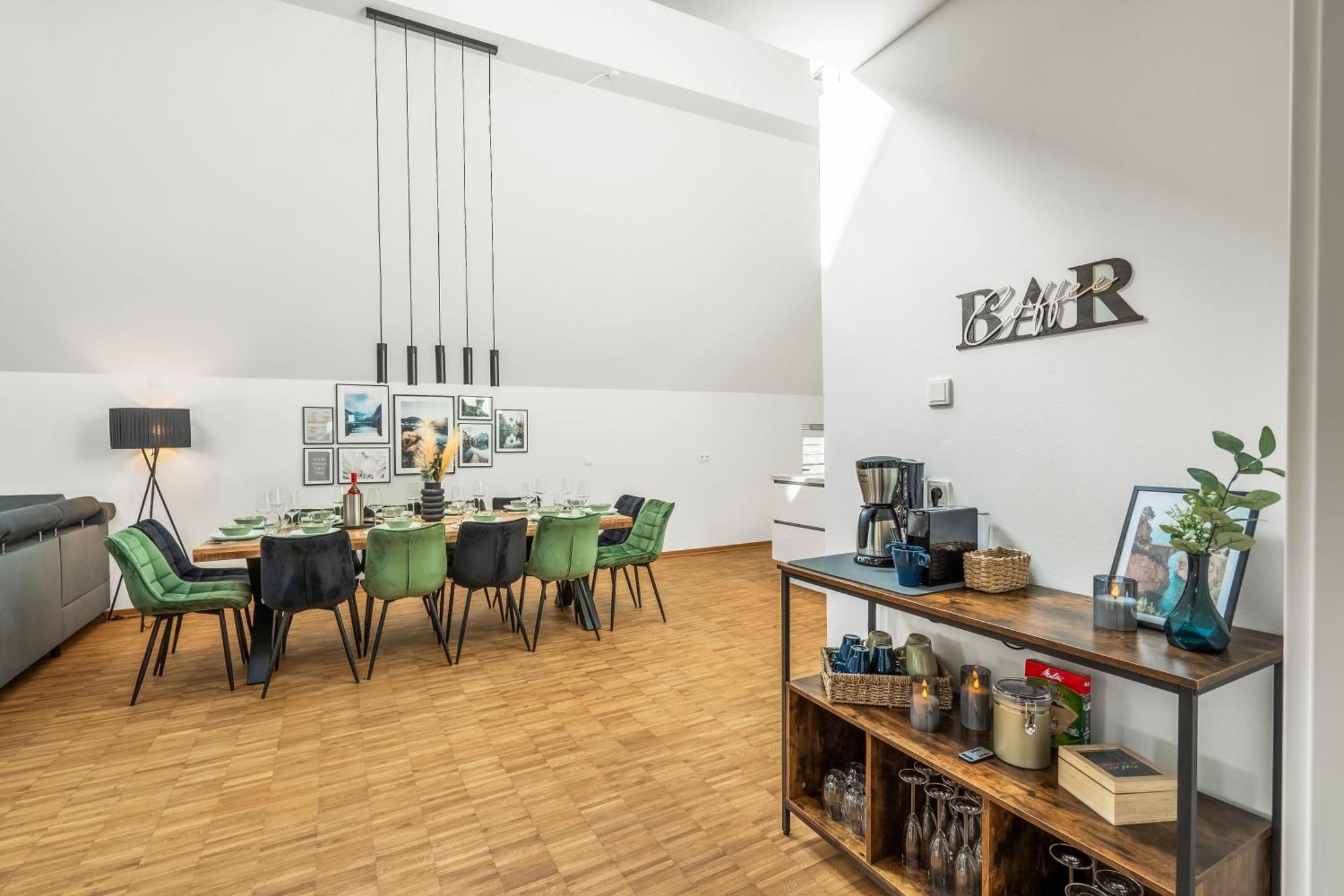 Апартаменты Dnd Design Loft I 170Qm I Parken I Balkon I Workstation I Netflix I Kaffee I Waschmaschine I Trockner I Xbox I Ausblick Вюрцбург Экстерьер фото