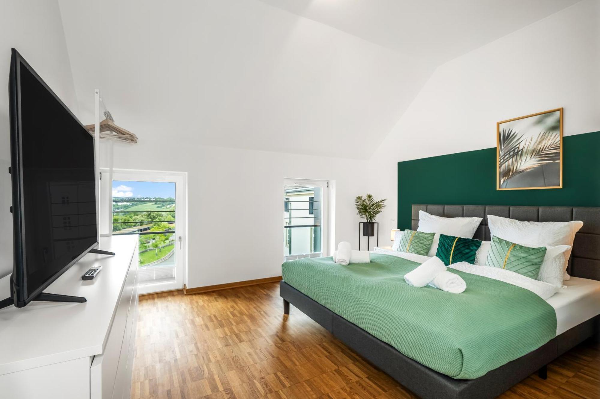 Апартаменты Dnd Design Loft I 170Qm I Parken I Balkon I Workstation I Netflix I Kaffee I Waschmaschine I Trockner I Xbox I Ausblick Вюрцбург Экстерьер фото