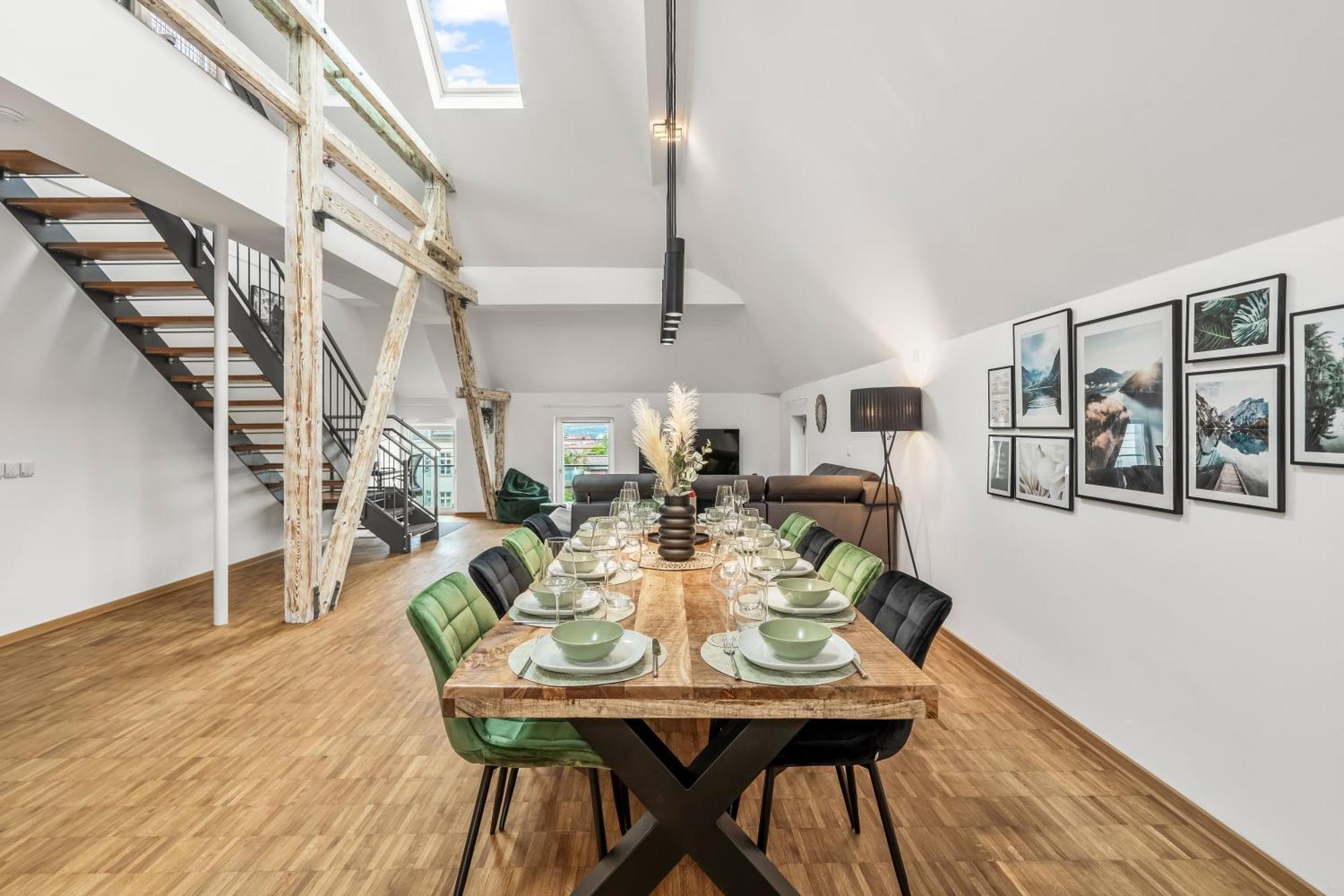 Апартаменты Dnd Design Loft I 170Qm I Parken I Balkon I Workstation I Netflix I Kaffee I Waschmaschine I Trockner I Xbox I Ausblick Вюрцбург Экстерьер фото