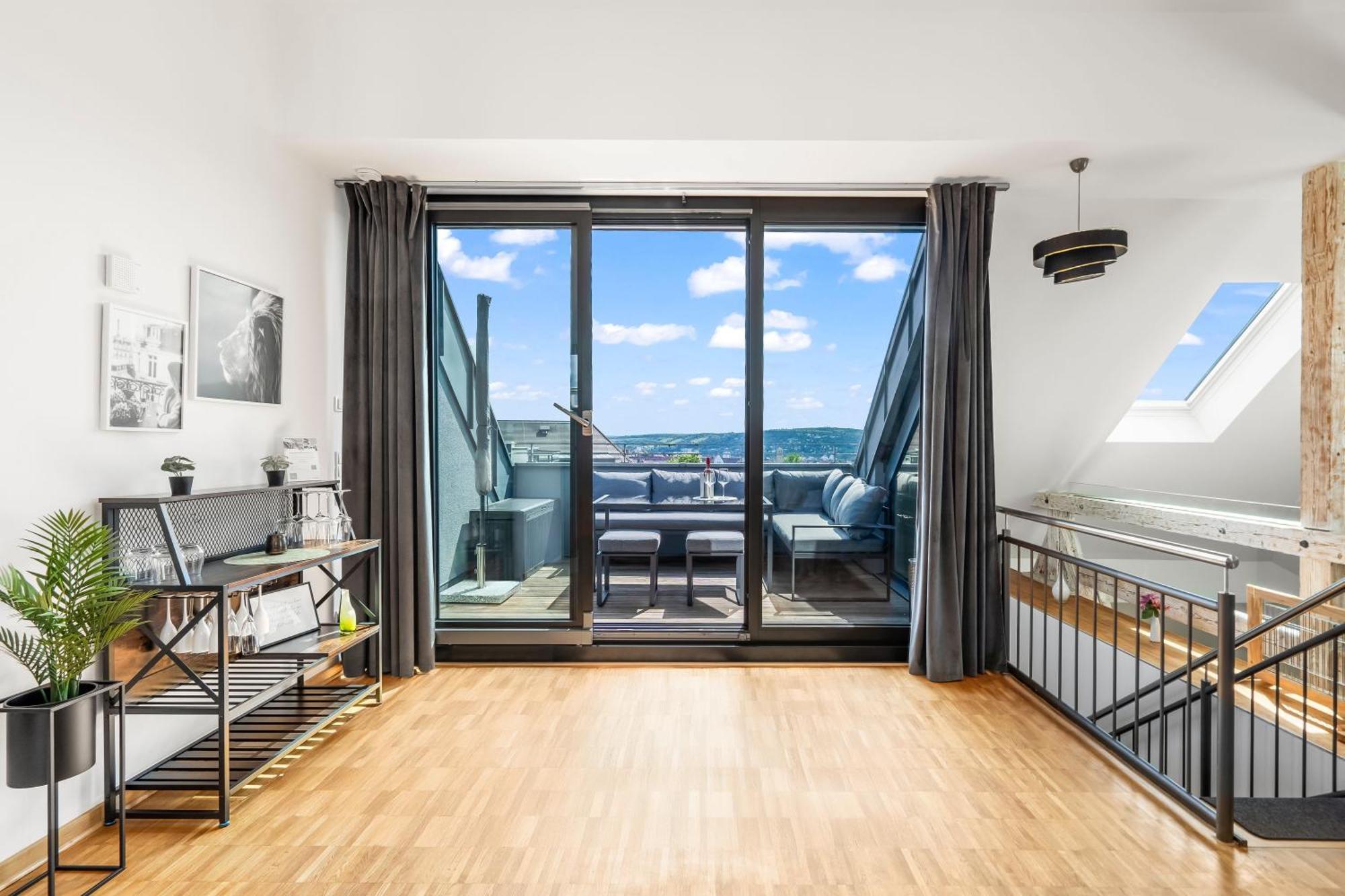 Апартаменты Dnd Design Loft I 170Qm I Parken I Balkon I Workstation I Netflix I Kaffee I Waschmaschine I Trockner I Xbox I Ausblick Вюрцбург Экстерьер фото