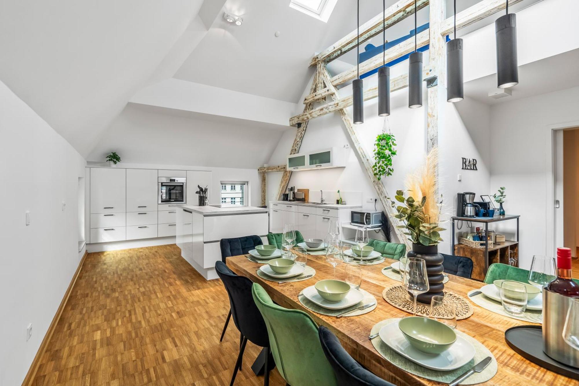 Апартаменты Dnd Design Loft I 170Qm I Parken I Balkon I Workstation I Netflix I Kaffee I Waschmaschine I Trockner I Xbox I Ausblick Вюрцбург Экстерьер фото